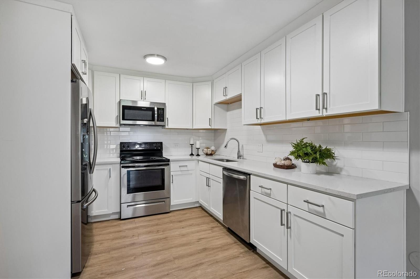  Denver Condo / Townhome | MLS #: 3092634620 S Alton Way 9A, Denver Beds: 2 Baths: 2 Price: $275,000