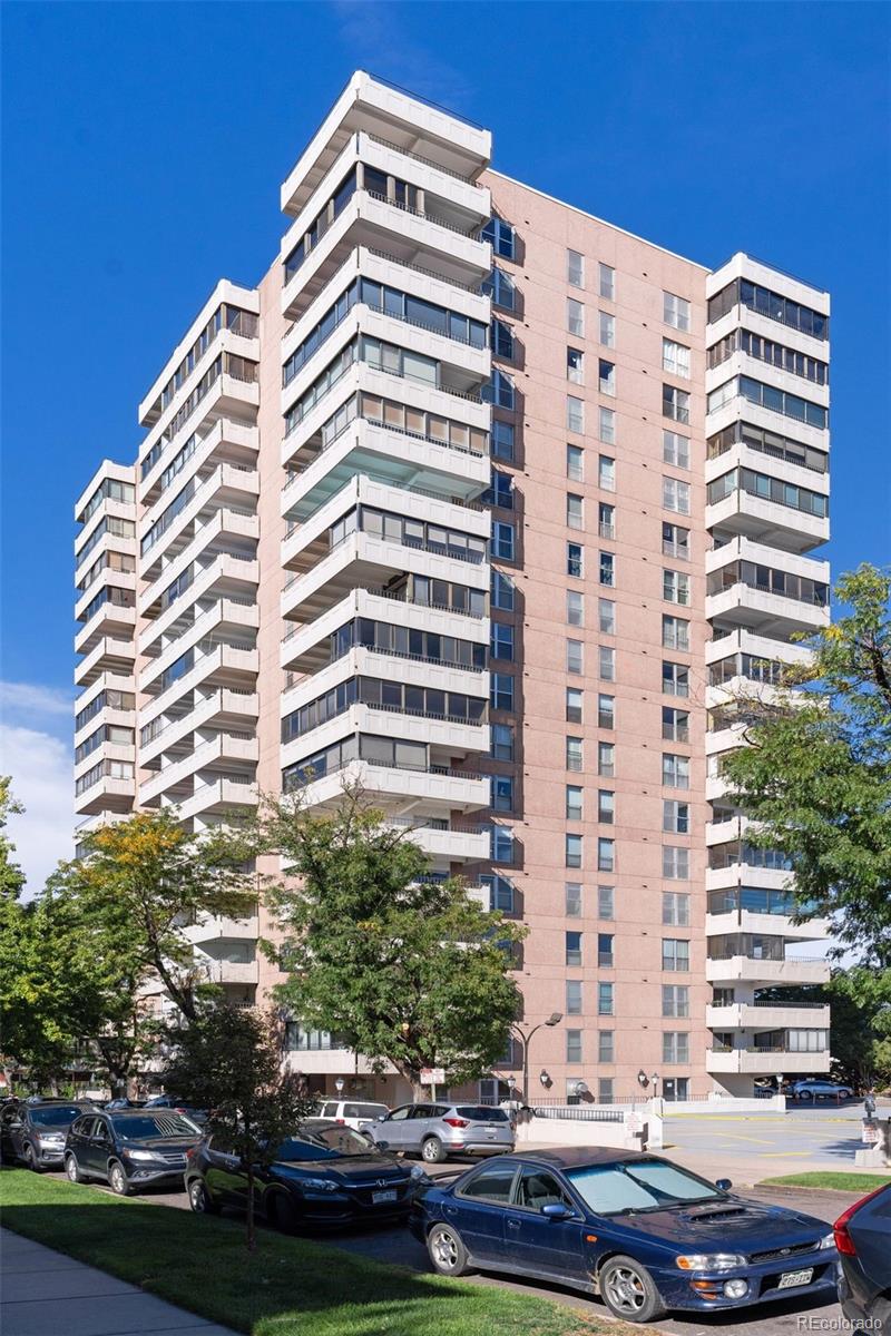 Washington Denver Condo / Townhome | MLS #: 6158603130 N Pearl Street 1805, Denver Beds: 1 Baths: 1 Price: $300,000