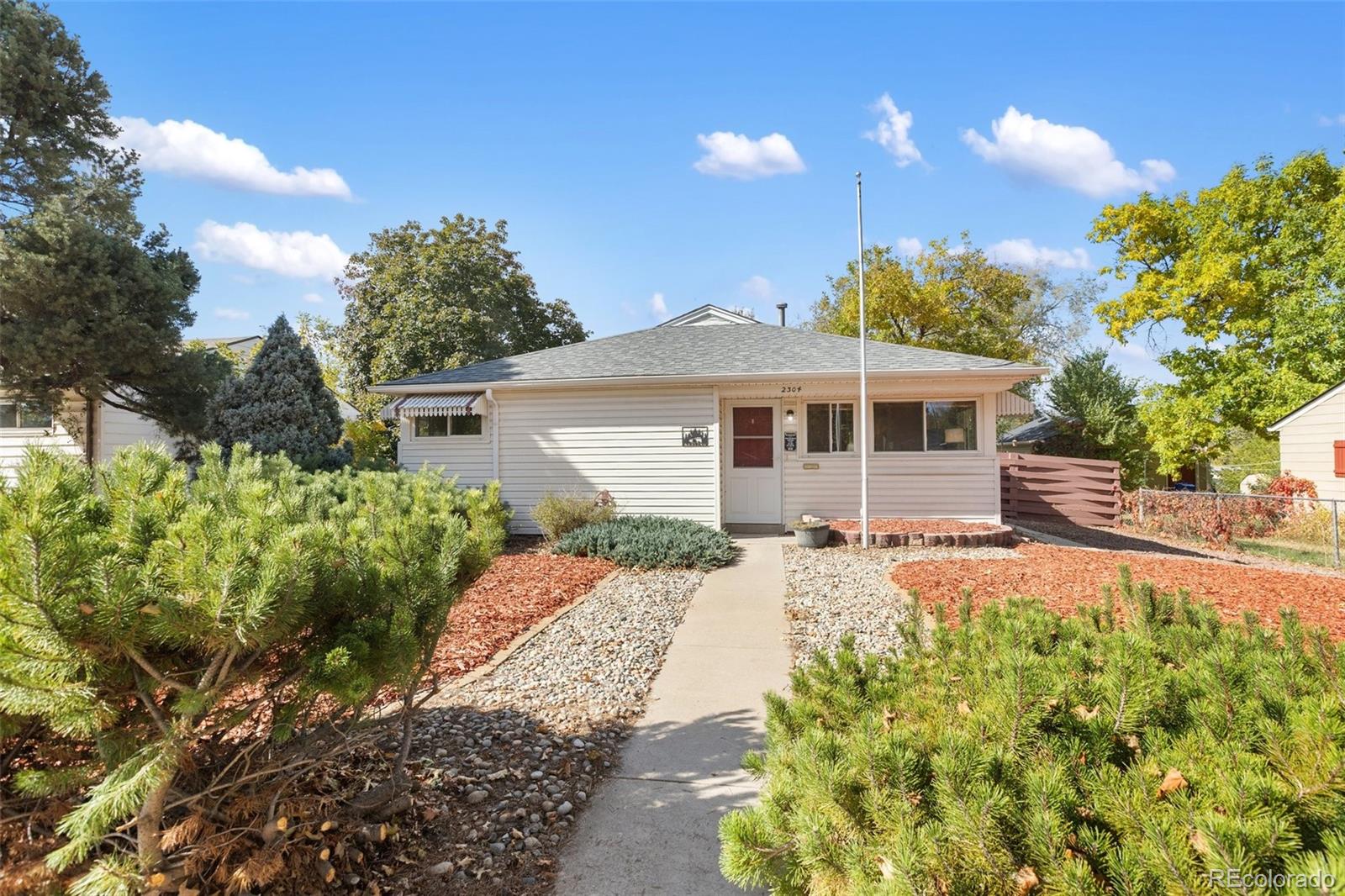  Colorado Springs Home | MLS #: 57511362304  Robin Drive, Colorado Springs Beds: 3 Baths: 1 Price: $385,000