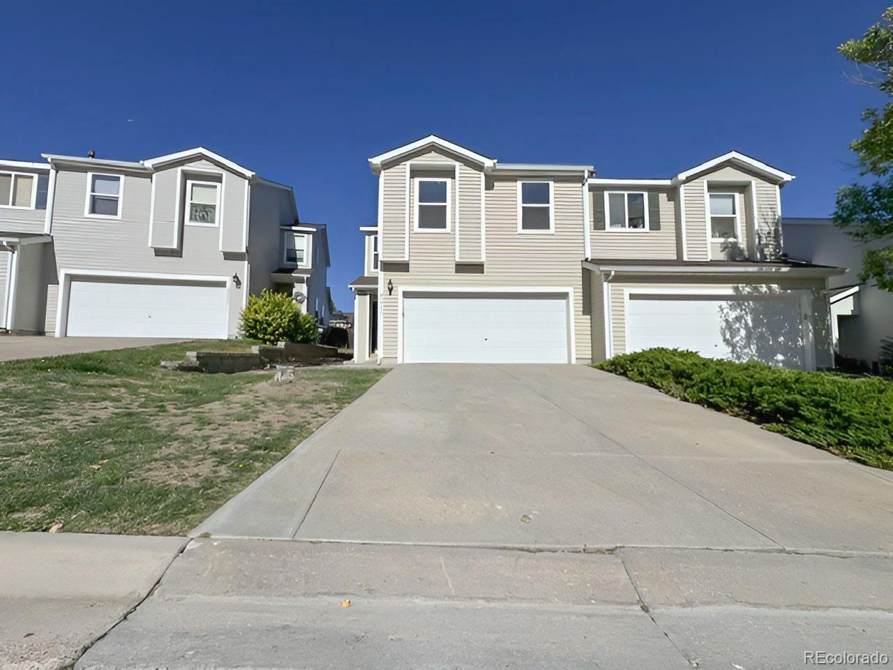 Trail Ridge Aurora Condo / Townhome | MLS #: 627137521961 E Crestline Place P, Aurora Beds: 3 Baths: 3 Price: $439,900