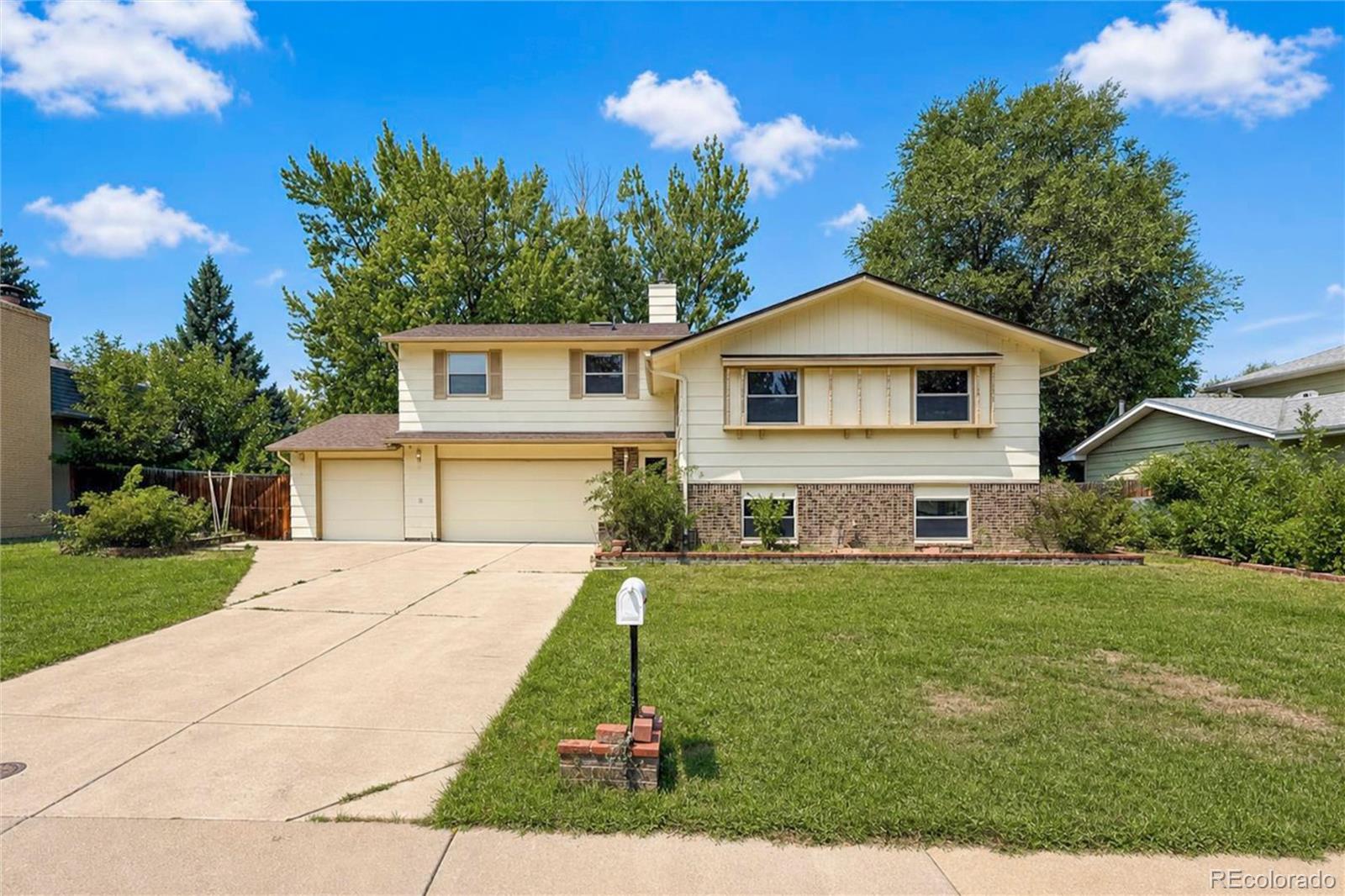  Broomfield Home | MLS #: 51047431345  Miramonte Court, Broomfield Beds: 4 Baths: 3 Price: $665,000