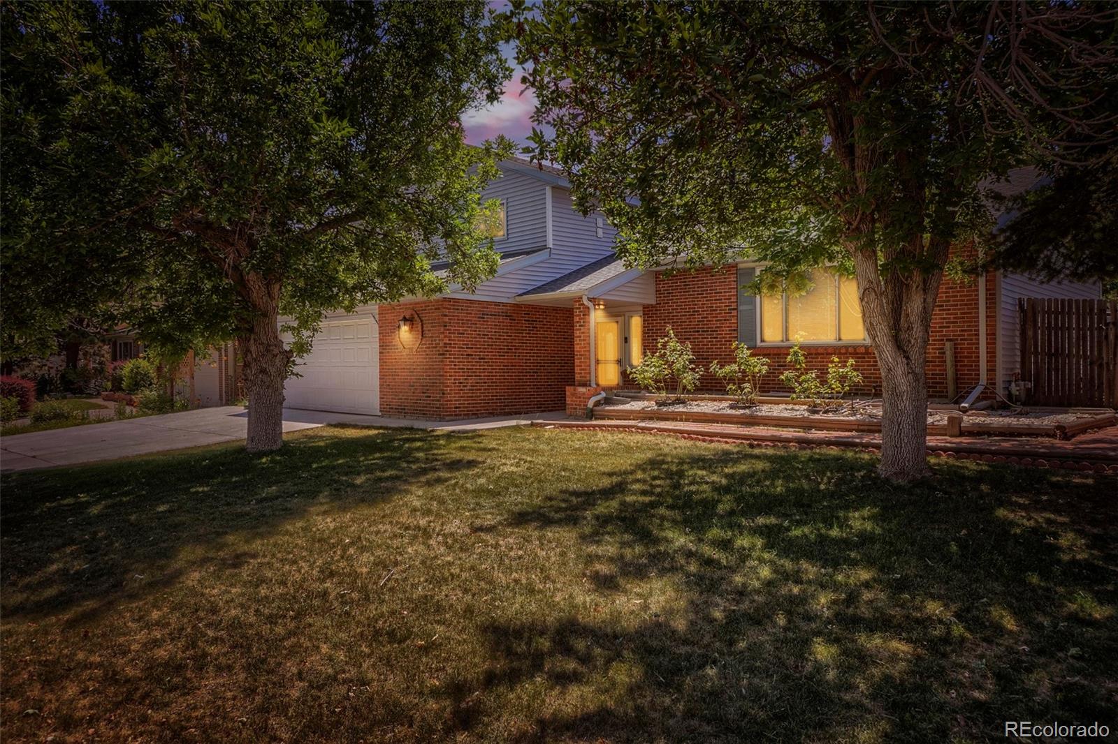 Aurora Home | MLS #: 589955414500 E Evans Place, Aurora Beds: 4 Baths: 3 Price: $489,000