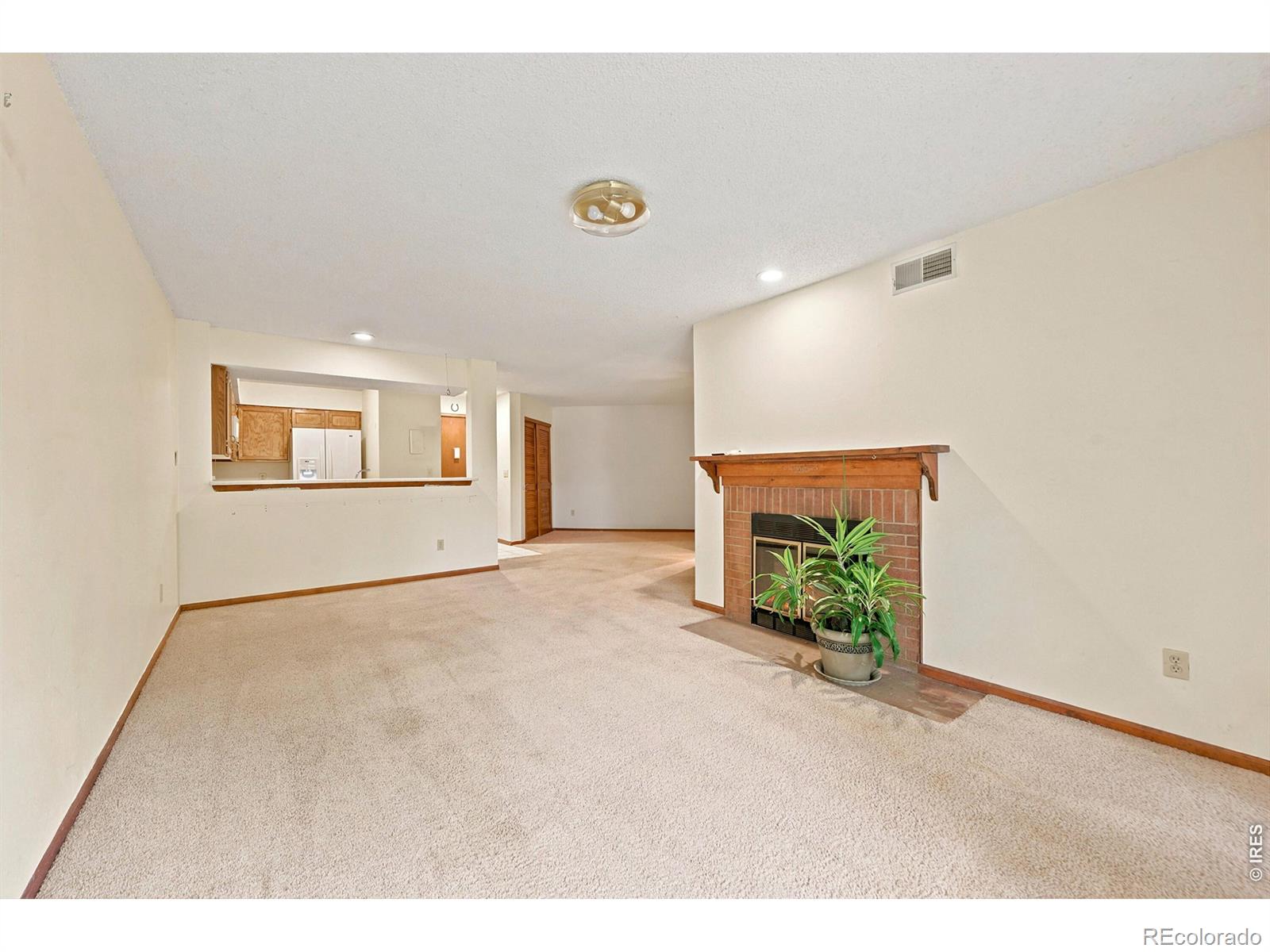 13950 E Oxford Place, aurora&nbsp; House Search MLS Picture