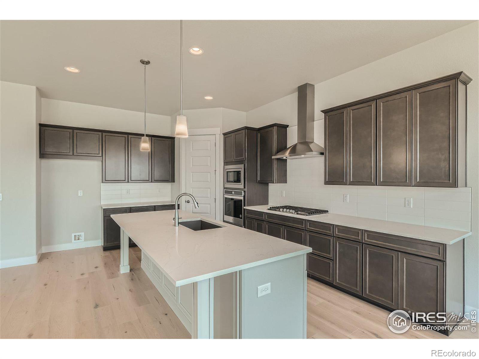 MLS Image #11 for 1834  crisp air drive,windsor, Colorado