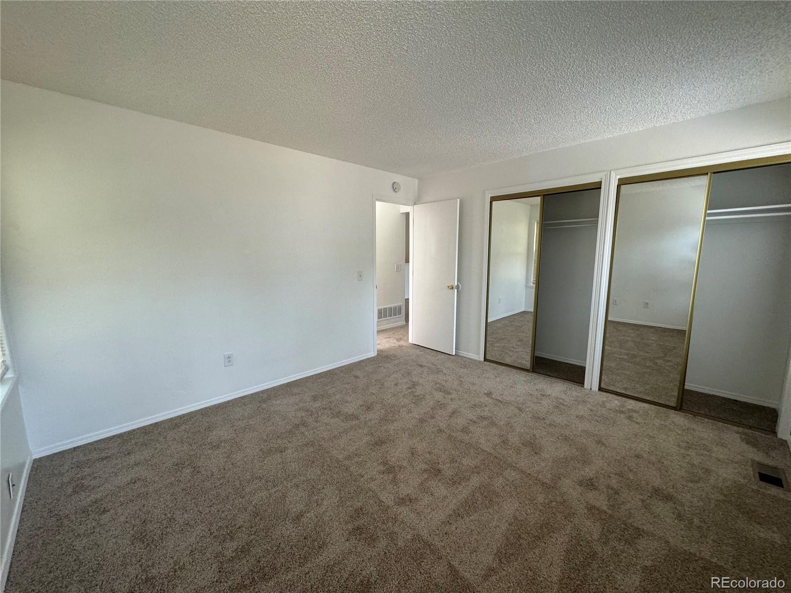 MLS Image #10 for 11479 e 1st avenue,aurora, Colorado