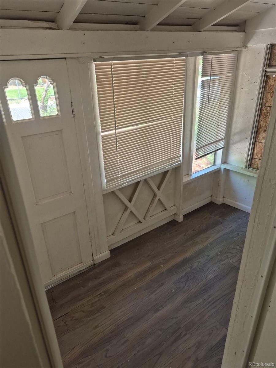 MLS Image #11 for 1272 n ulster street,denver, Colorado