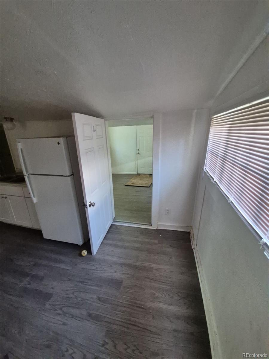 MLS Image #29 for 1272 n ulster street,denver, Colorado
