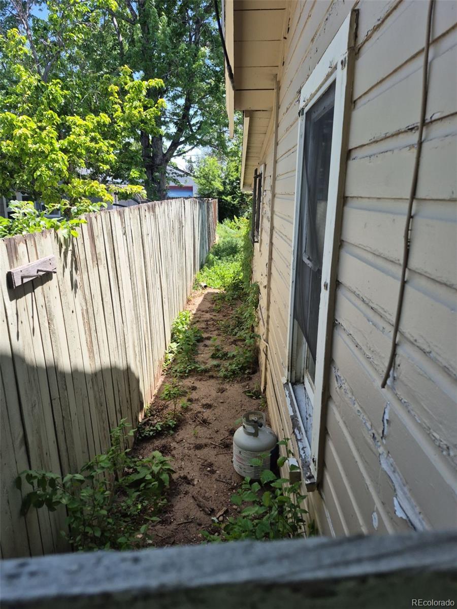 MLS Image #7 for 1272 n ulster street,denver, Colorado