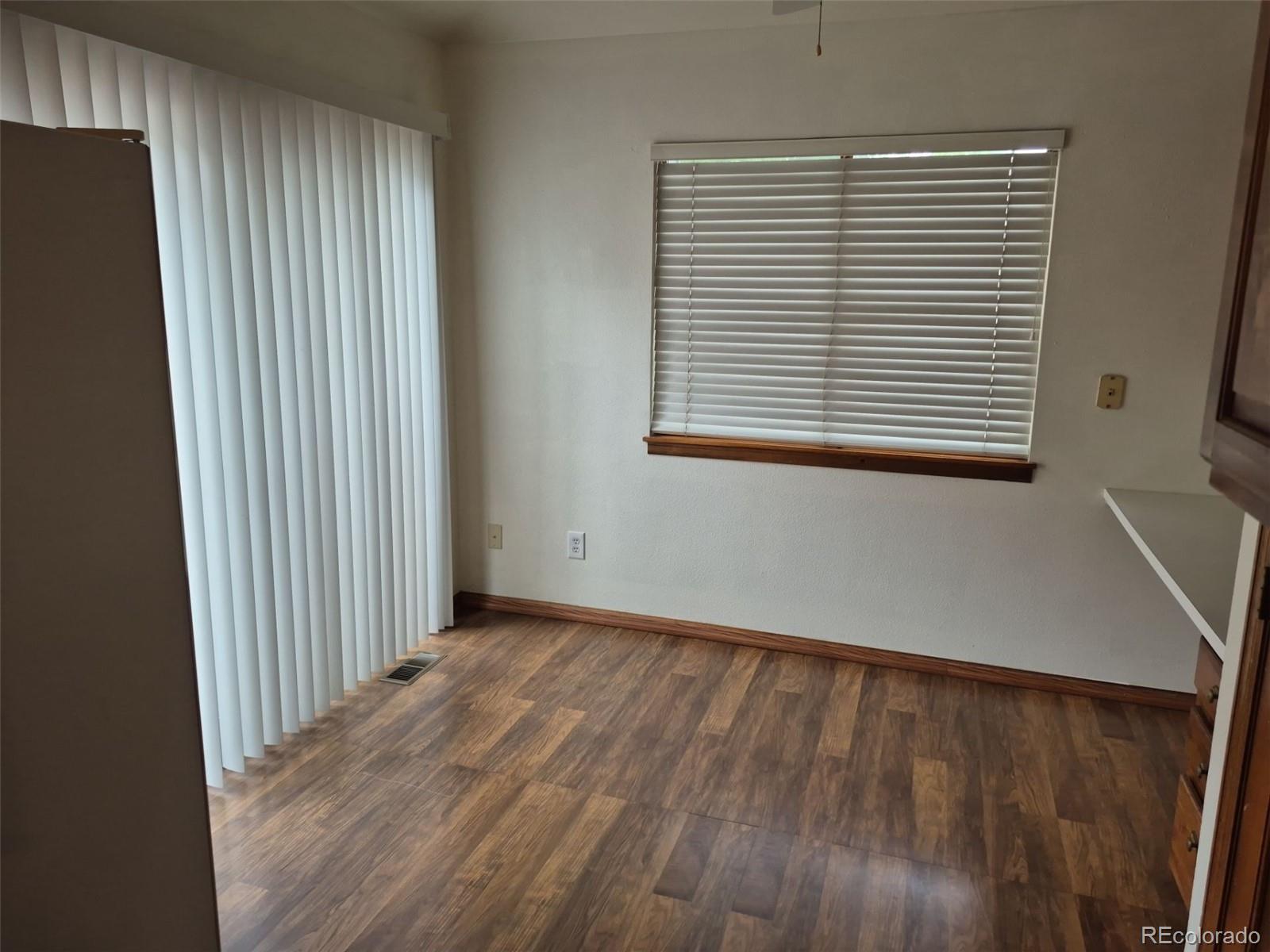 MLS Image #11 for 11196 e baltic drive,aurora, Colorado