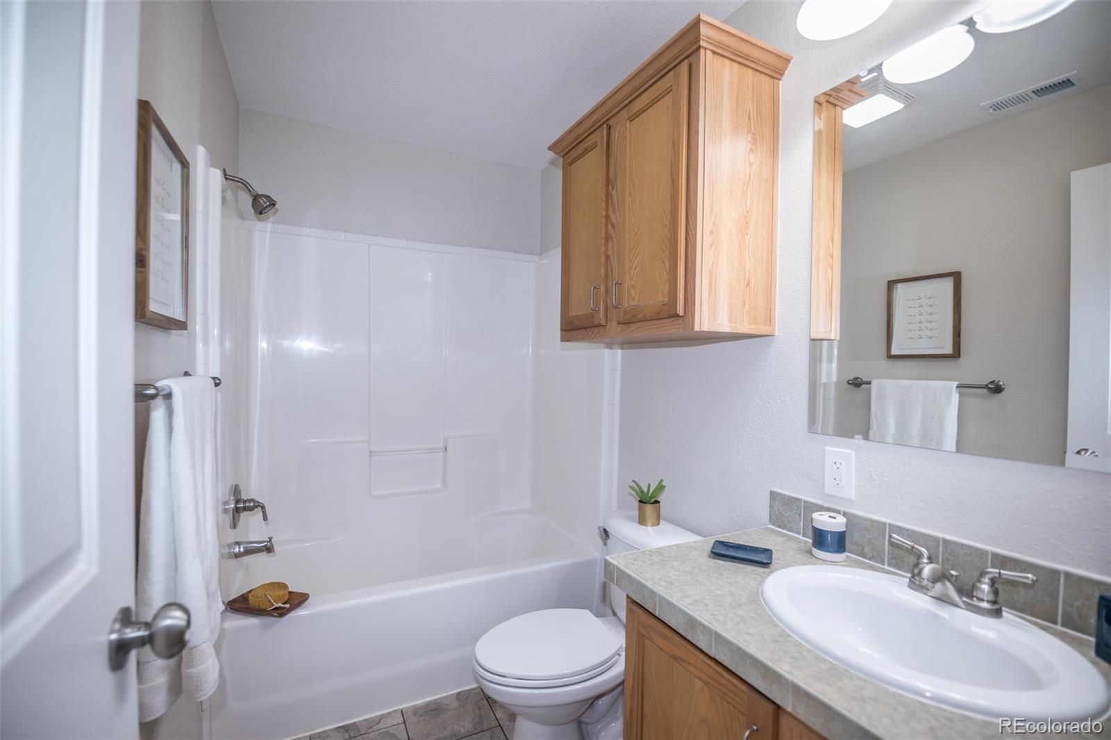 MLS Image #12 for 7523 w yale avenue,denver, Colorado