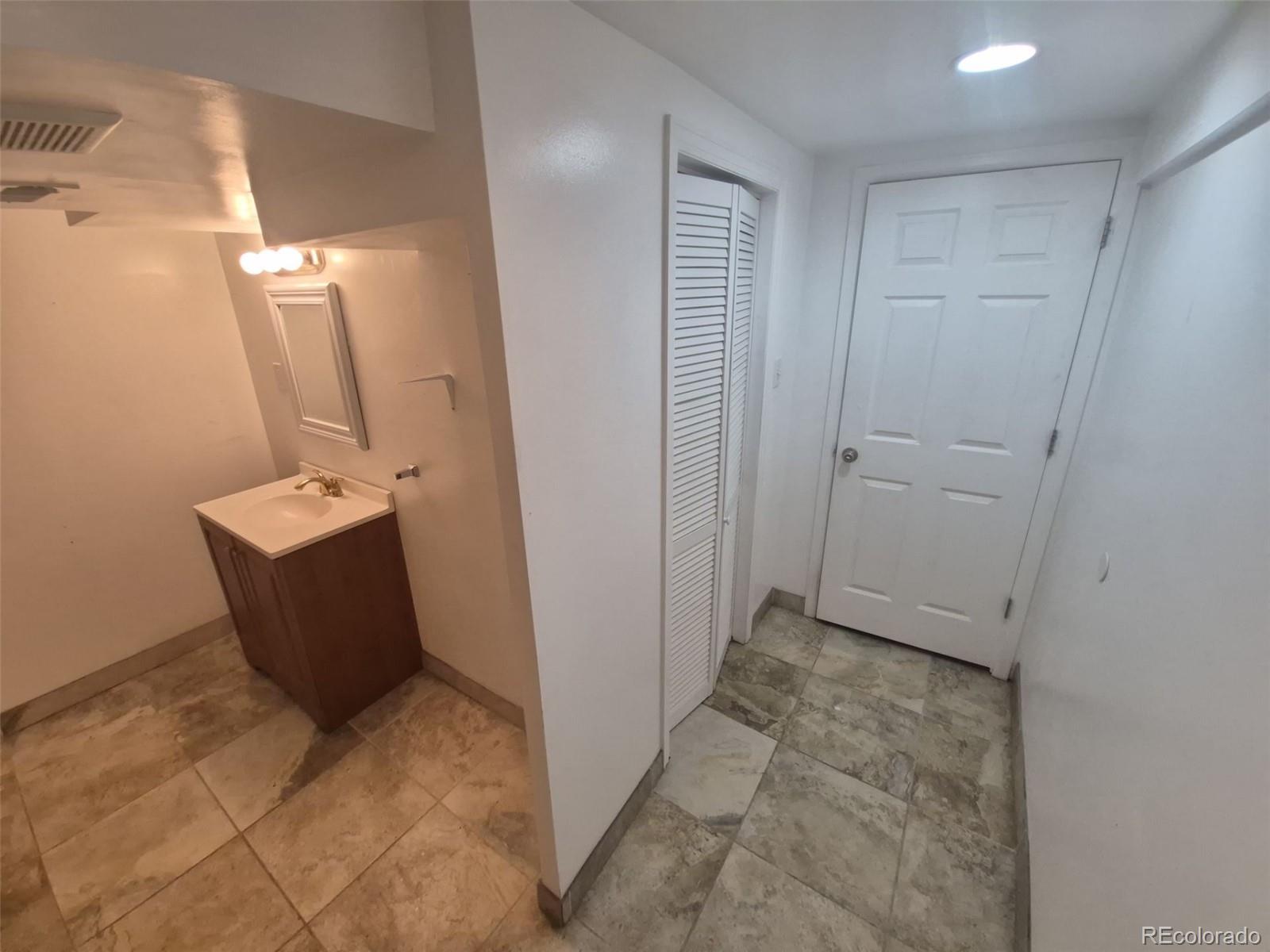 MLS Image #43 for 867 s grape street,denver, Colorado