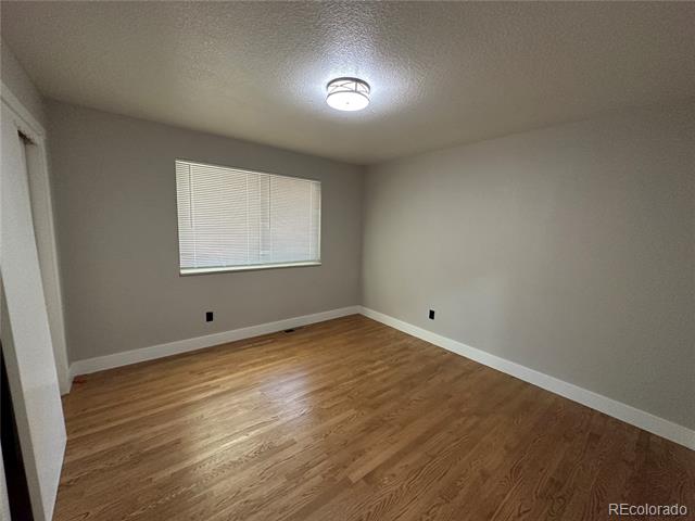 MLS Image #11 for 10051 e walsh place,denver, Colorado