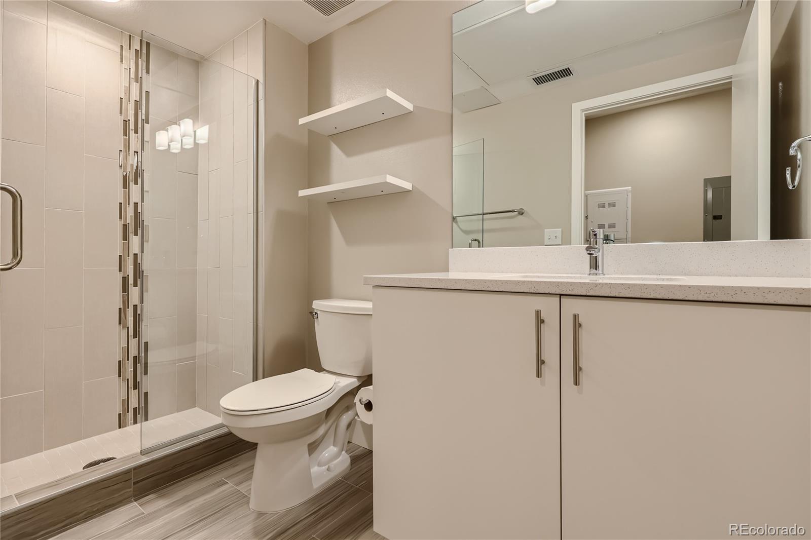 MLS Image #18 for 2374 s university boulevard,denver, Colorado