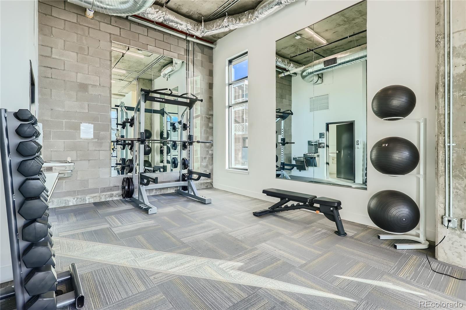MLS Image #22 for 2374 s university boulevard,denver, Colorado