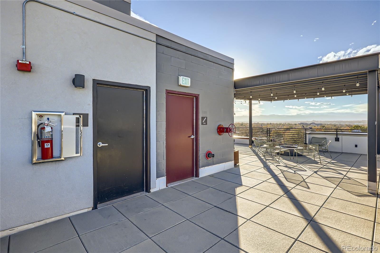 MLS Image #28 for 2374 s university boulevard,denver, Colorado