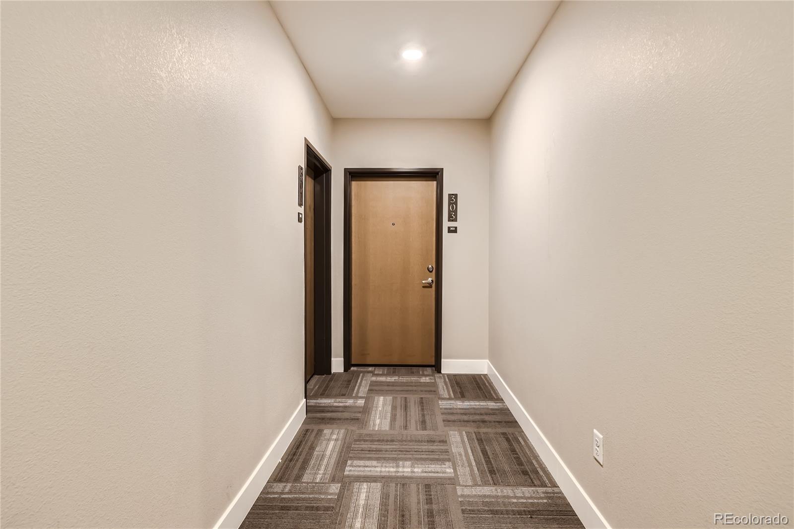MLS Image #3 for 2374 s university boulevard,denver, Colorado