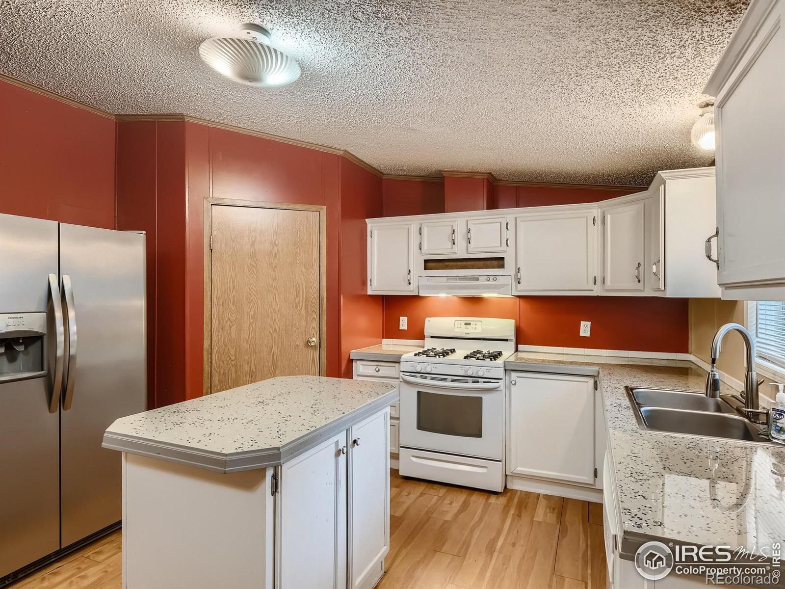 MLS Image #10 for 2500 e harmony road,fort collins, Colorado