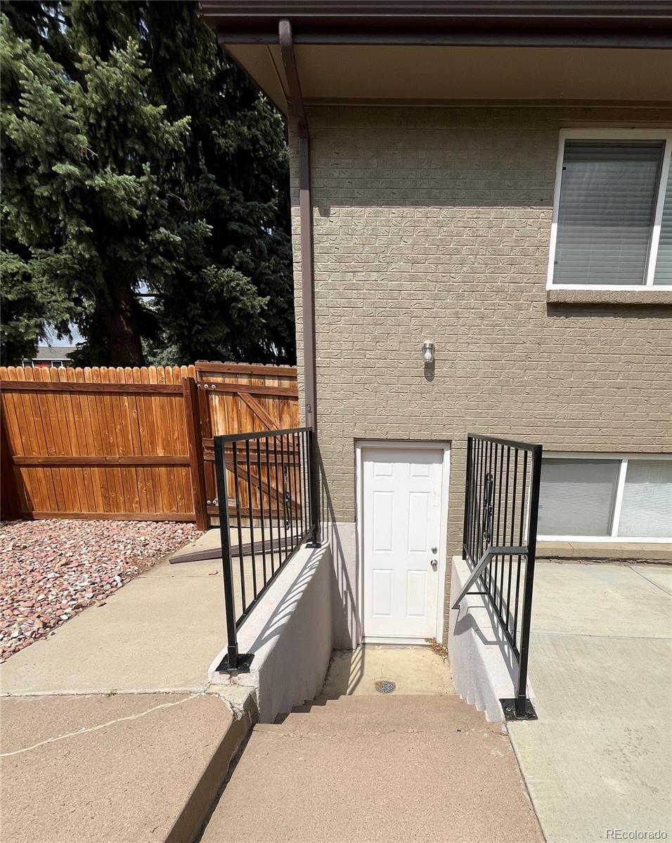 MLS Image #37 for 2043 s salida street,aurora, Colorado