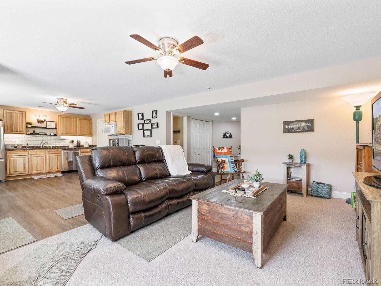 MLS Image #30 for 7940  beverly boulevard,castle pines, Colorado
