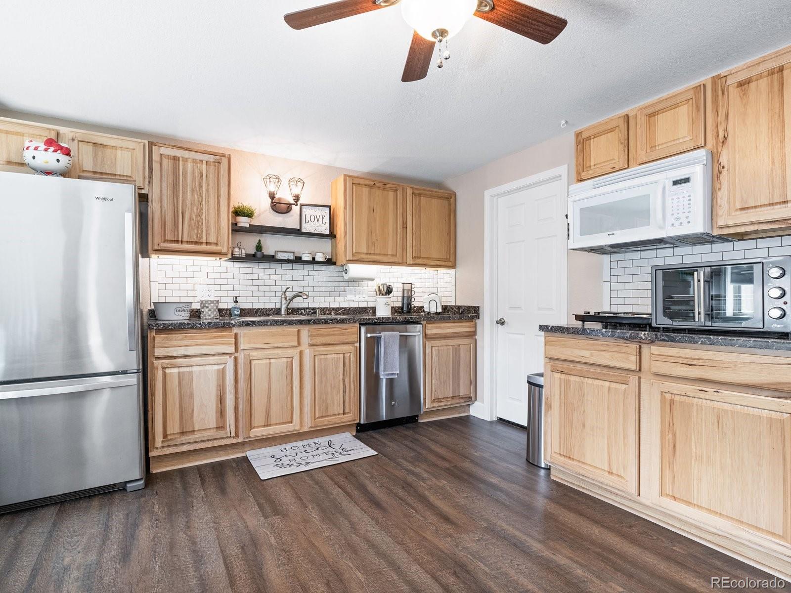 MLS Image #32 for 7940  beverly boulevard,castle pines, Colorado