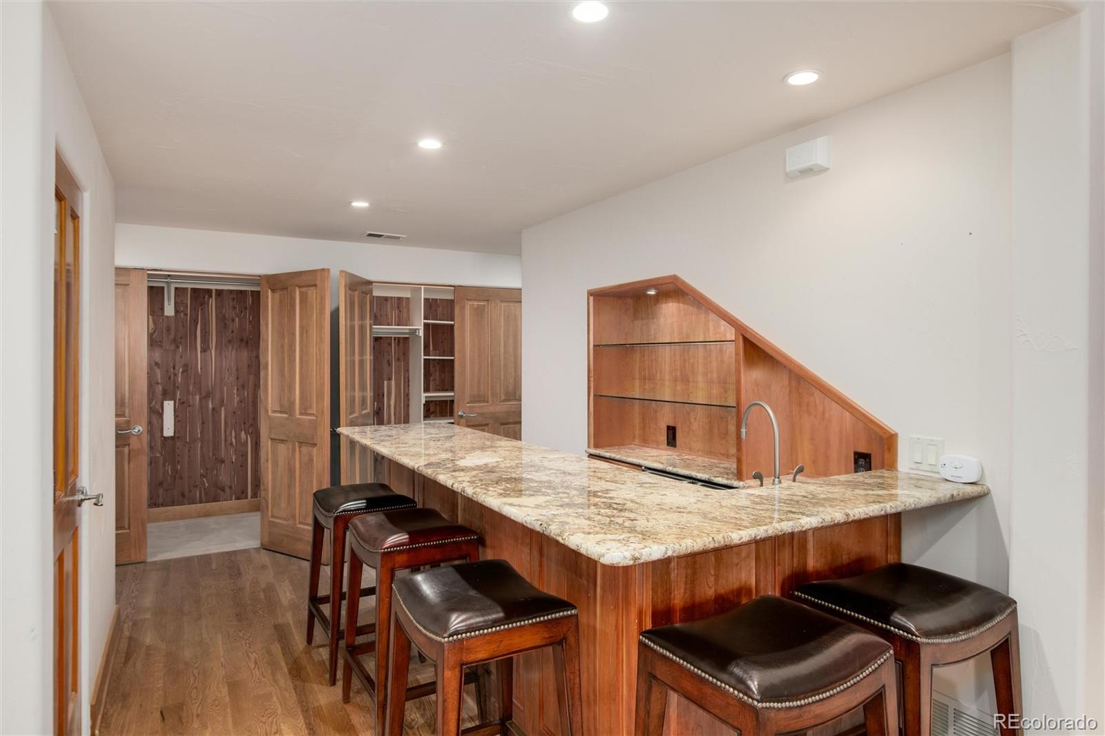 MLS Image #27 for 4290 e perry parkway,greenwood village, Colorado