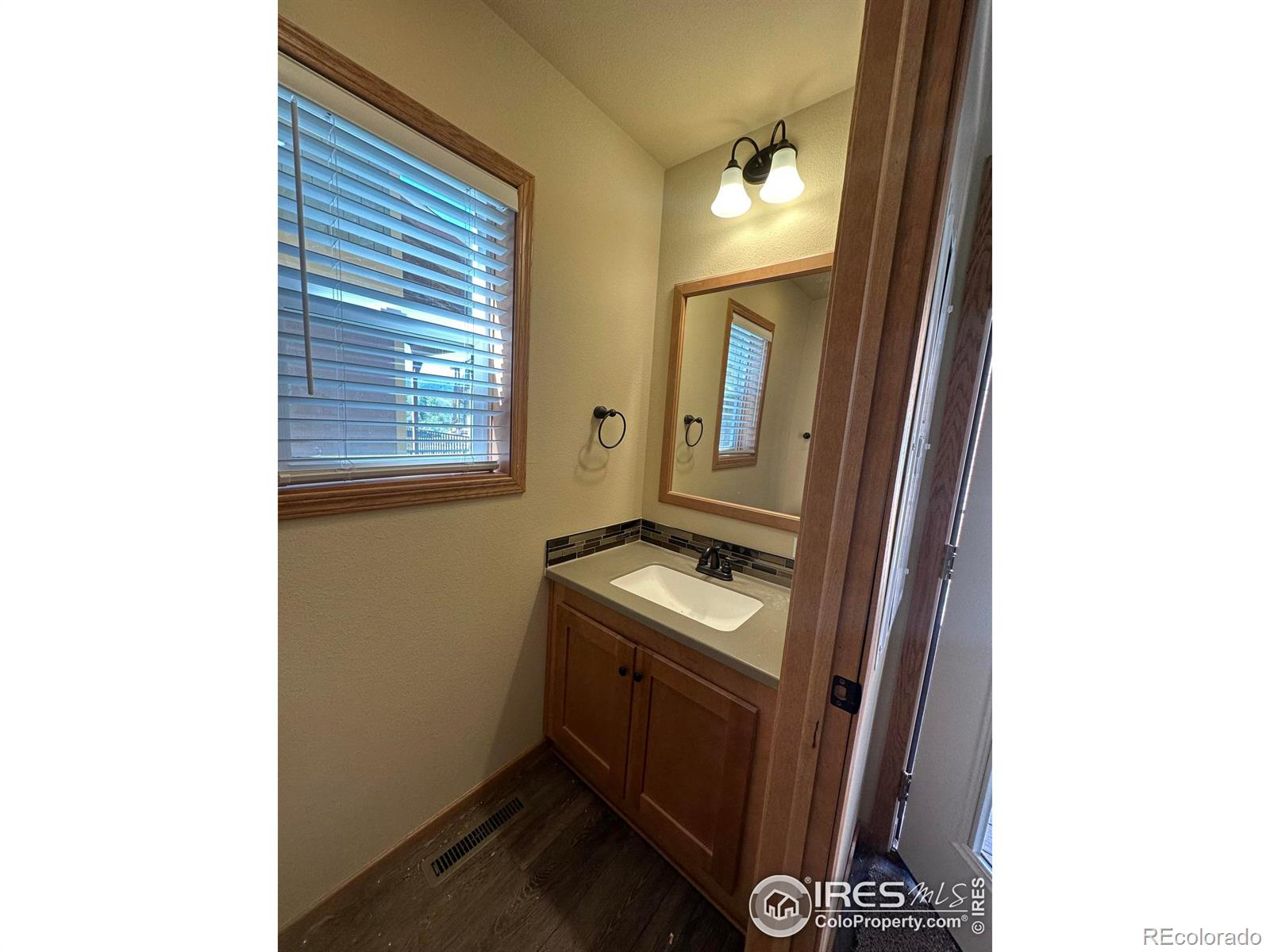 MLS Image #10 for 117  edgewater circle,granby, Colorado