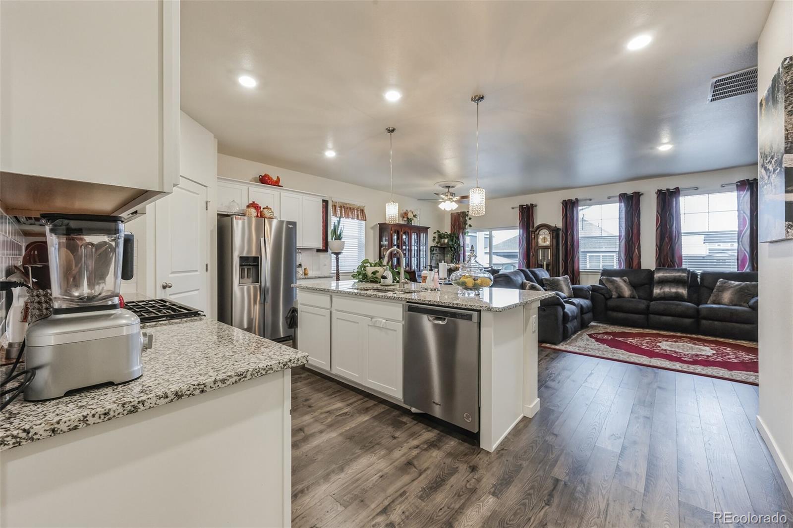 MLS Image #11 for 30 n vandriver way,aurora, Colorado