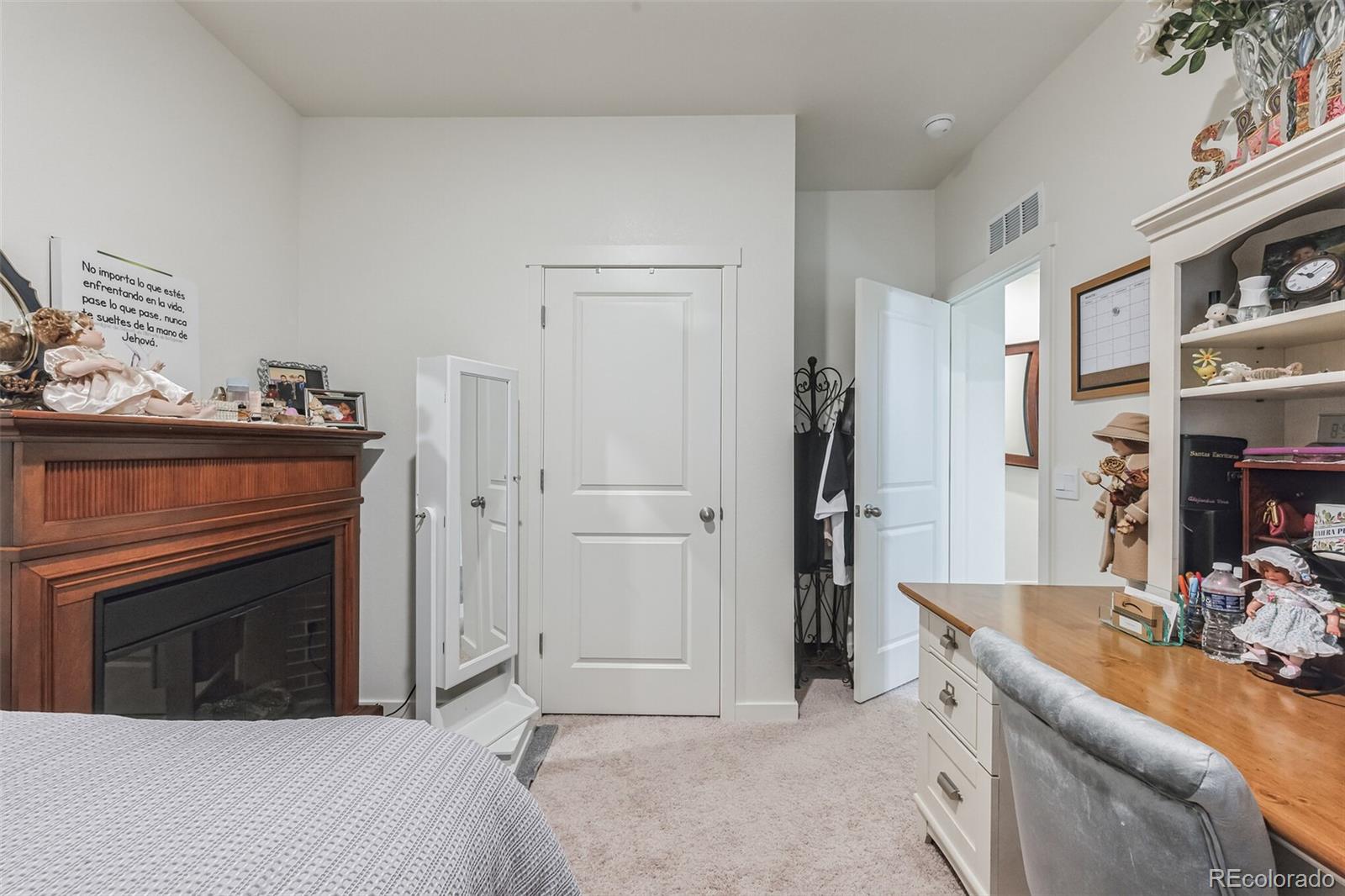 MLS Image #17 for 30 n vandriver way,aurora, Colorado