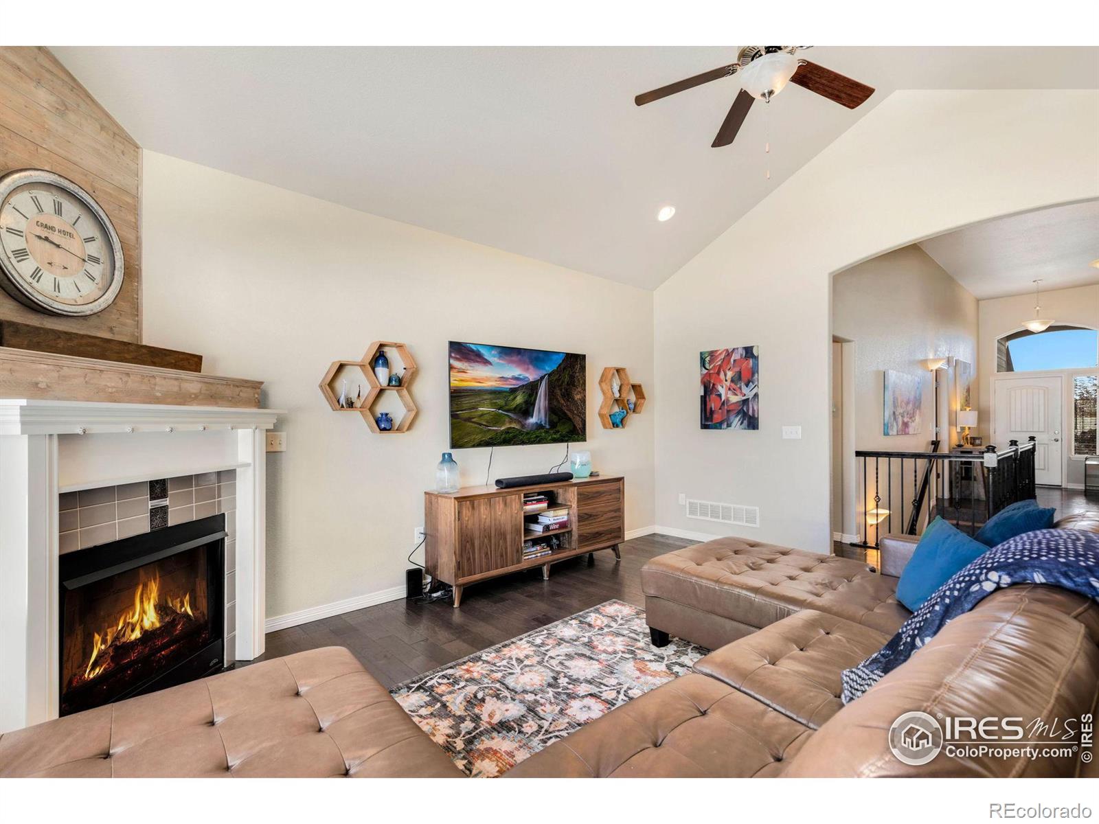 MLS Image #5 for 885  shirttail peak drive,windsor, Colorado