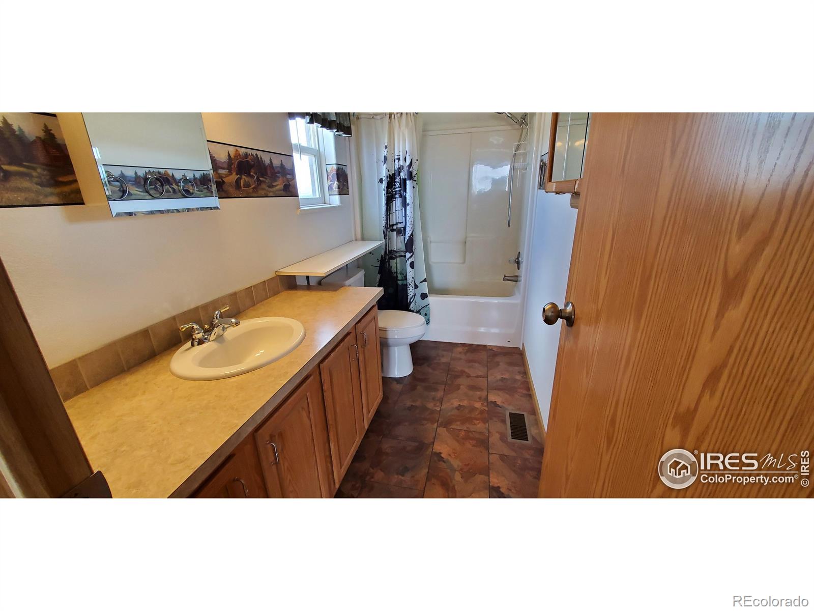 MLS Image #15 for 14387  county road 13 ,platteville, Colorado