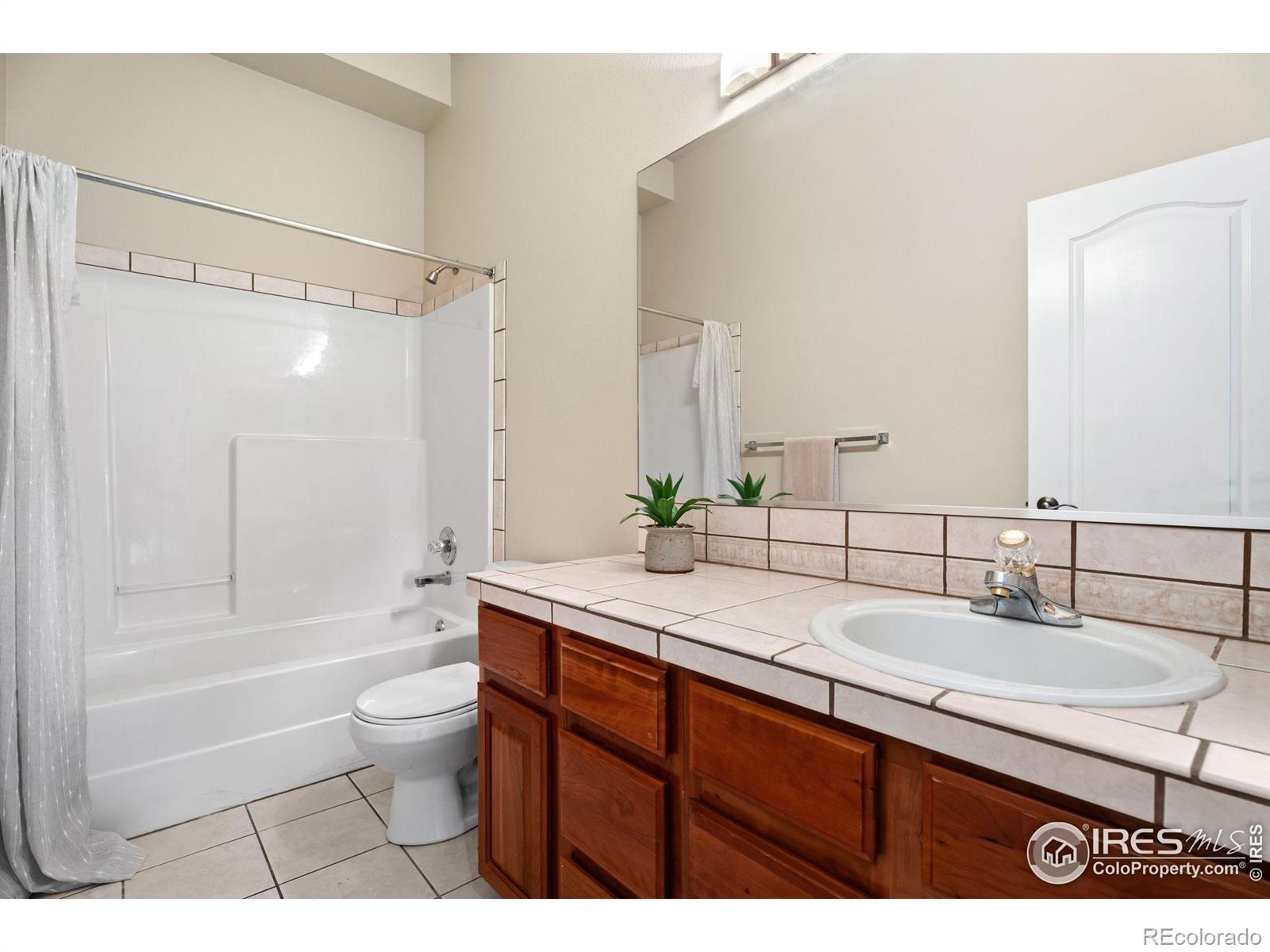 MLS Image #14 for 5170  grand cypress court,fort collins, Colorado