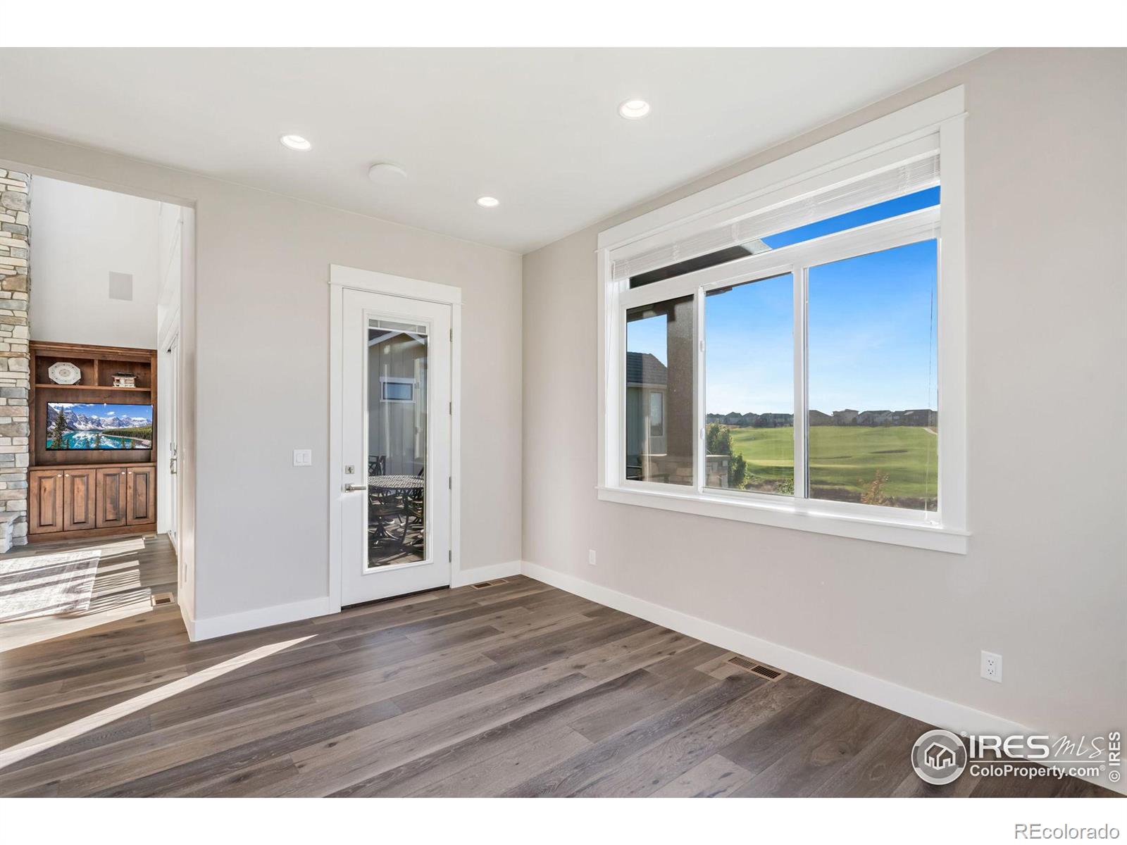 MLS Image #14 for 6071  last pointe court,windsor, Colorado