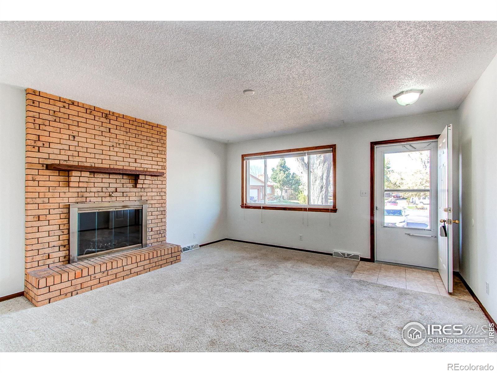 MLS Image #7 for 2204  austin court,loveland, Colorado