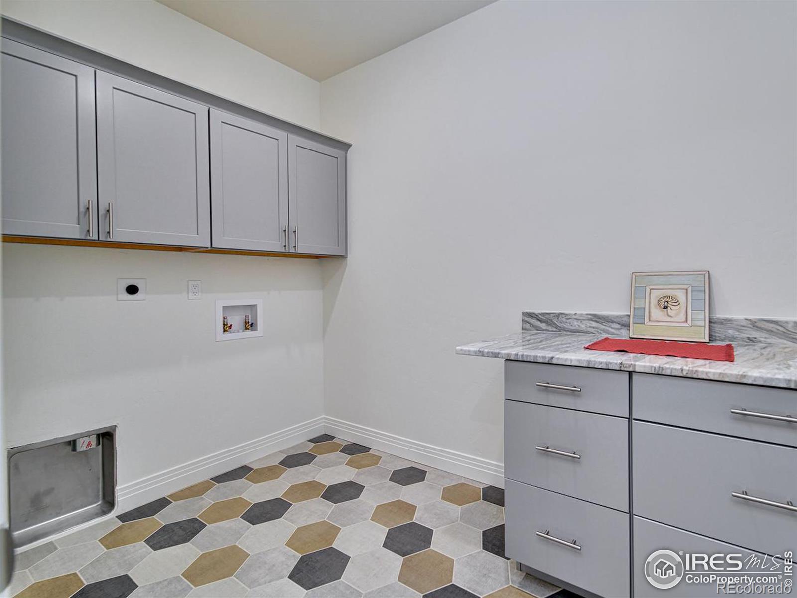 MLS Image #33 for 2406  talus court,grand junction, Colorado