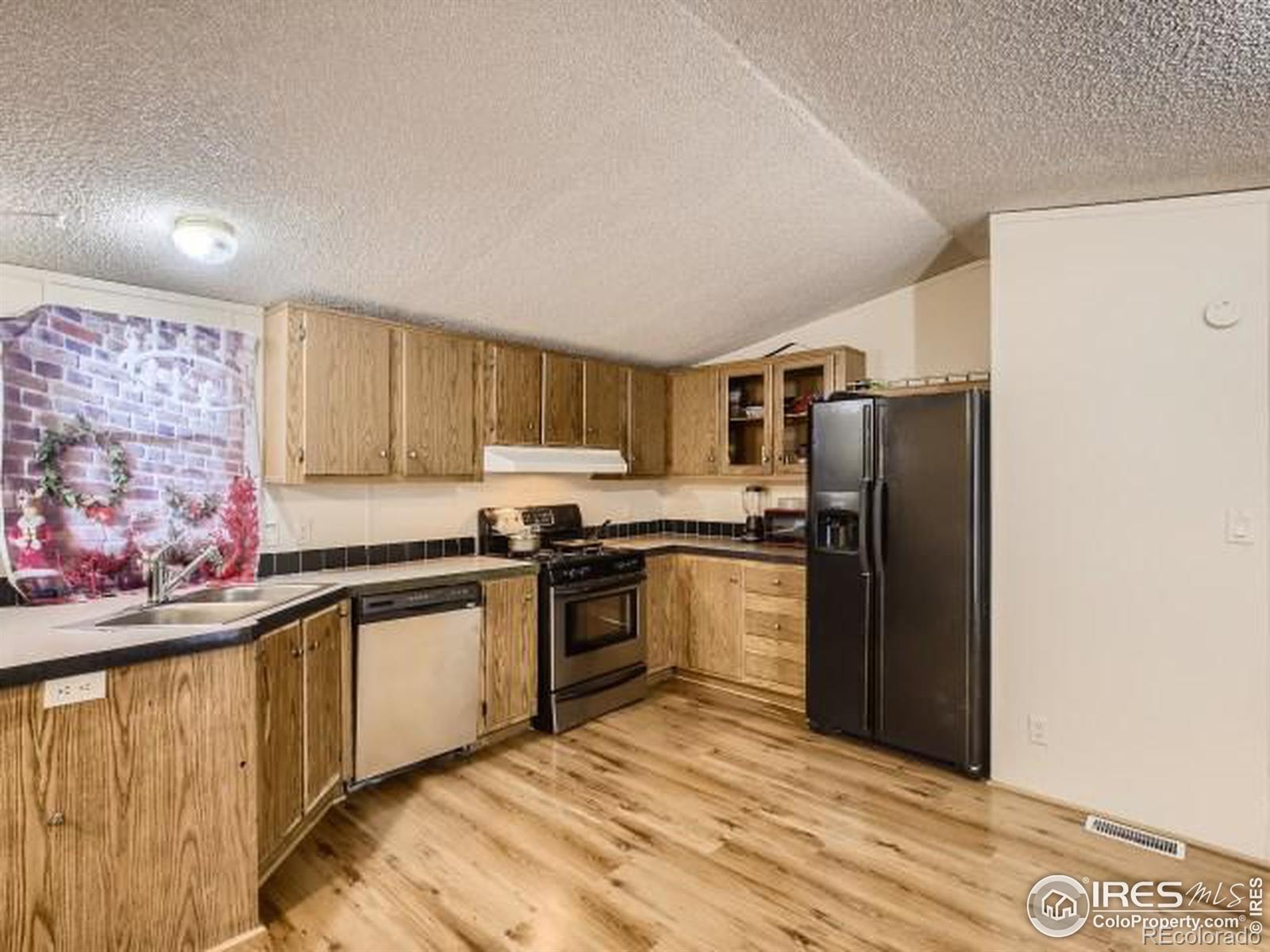 MLS Image #3 for 3919  yosemite drive,greeley, Colorado