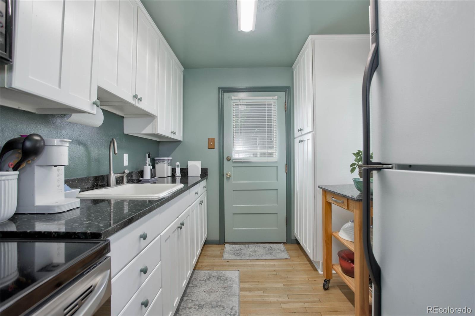 MLS Image #8 for 4910  umatilla street,denver, Colorado