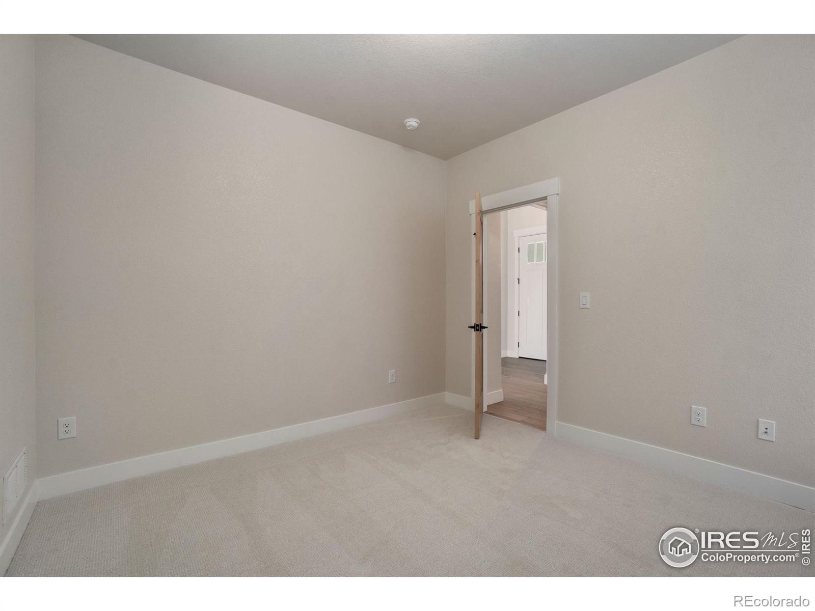 MLS Image #31 for 23845 e river front drive,aurora, Colorado