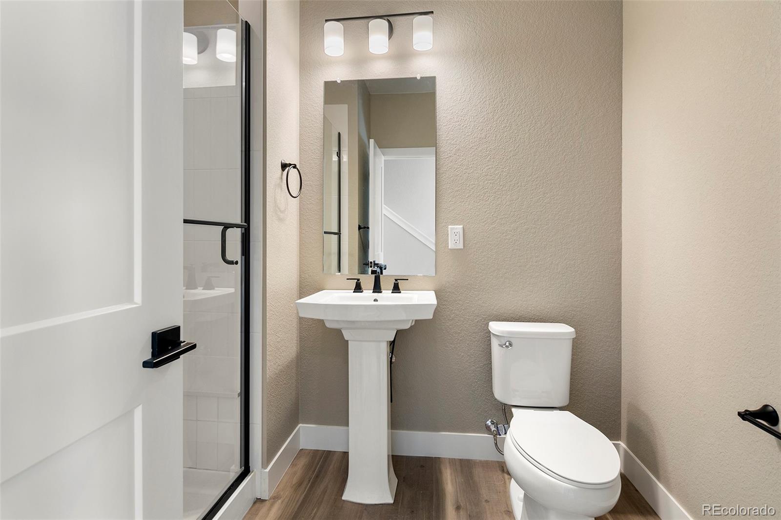 MLS Image #40 for 888 s valentia street,denver, Colorado
