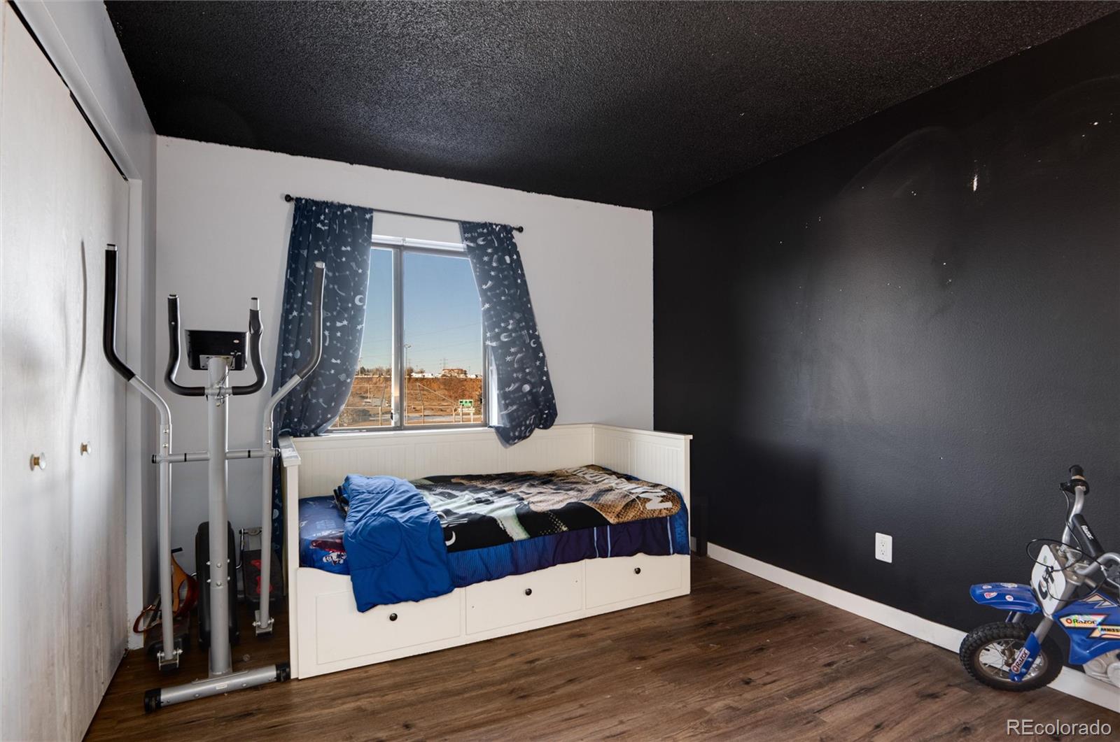 MLS Image #5 for 4661 s decatur street,englewood, Colorado