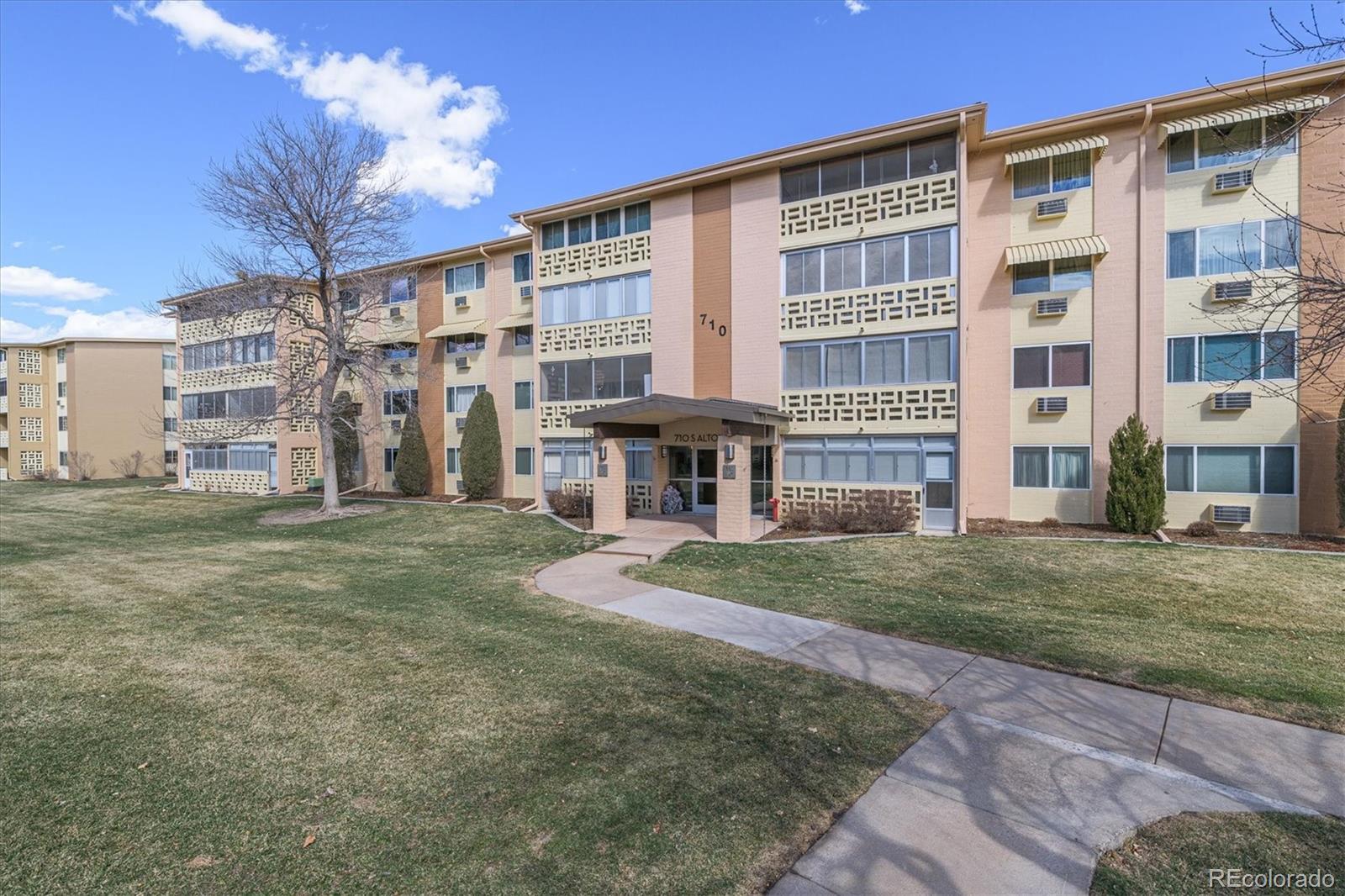 MLS Image #20 for 710 s alton way,denver, Colorado