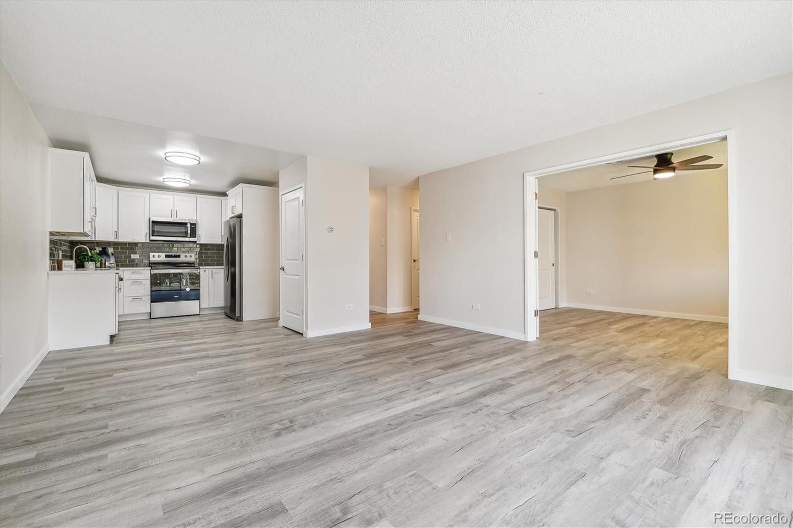 MLS Image #9 for 710 s alton way,denver, Colorado