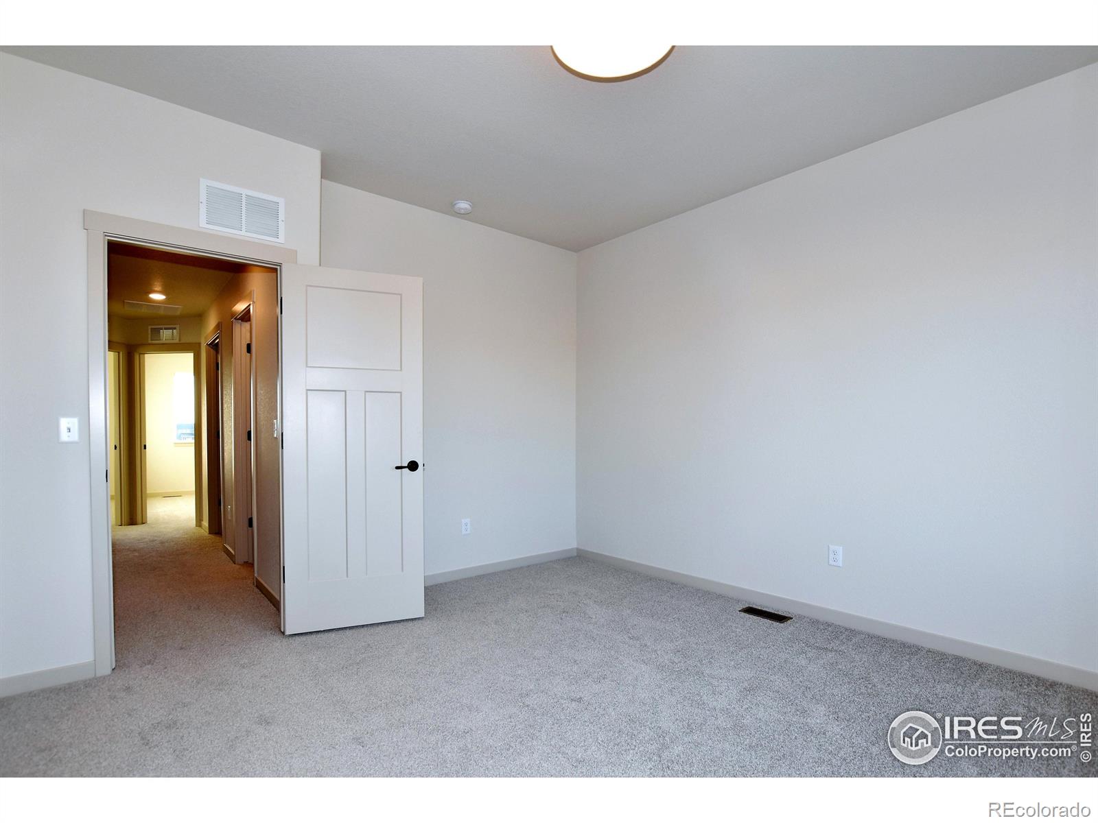 MLS Image #19 for 220 e 4th street,berthoud, Colorado