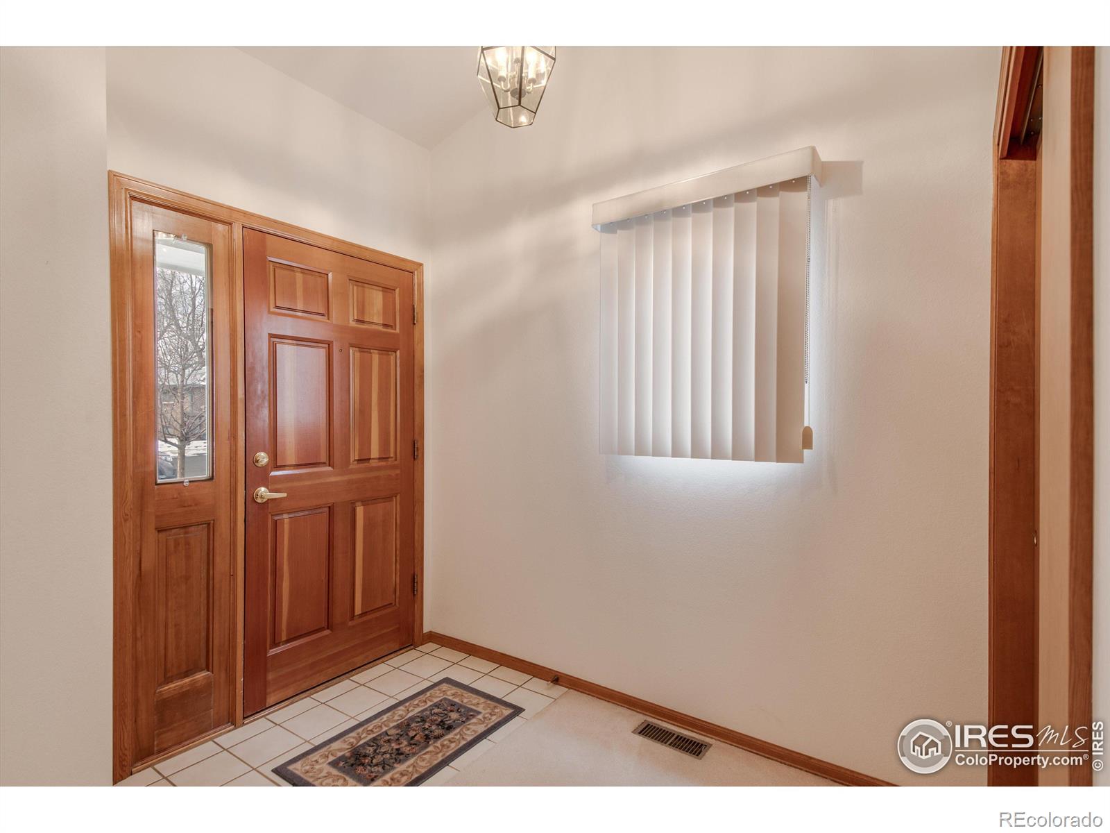 MLS Image #7 for 1602  spencer street,longmont, Colorado