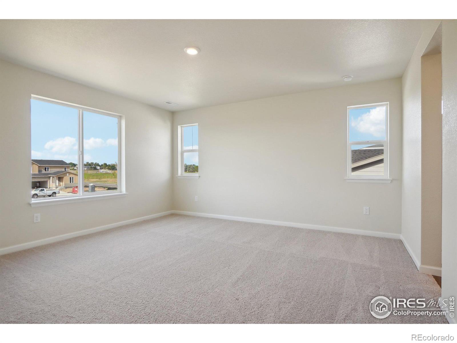 MLS Image #26 for 824  hummocky way,windsor, Colorado