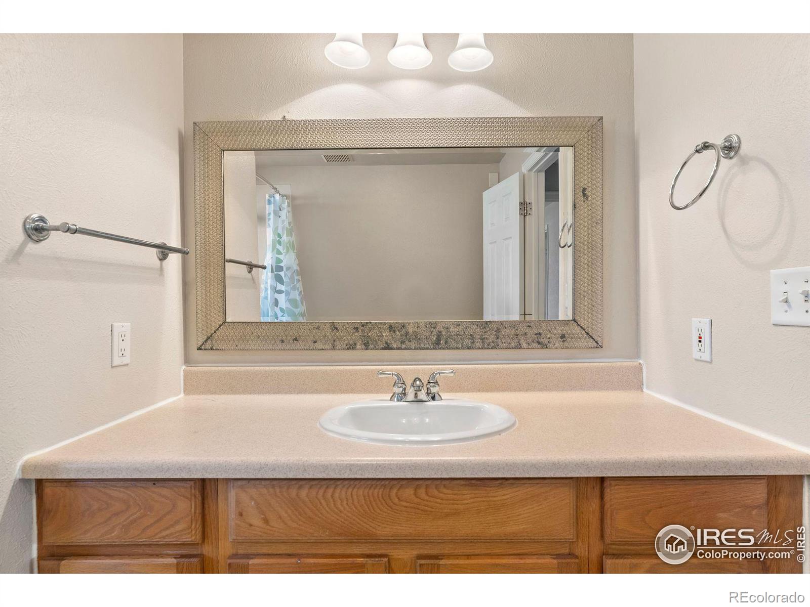 MLS Image #9 for 8240 w evans place,lakewood, Colorado