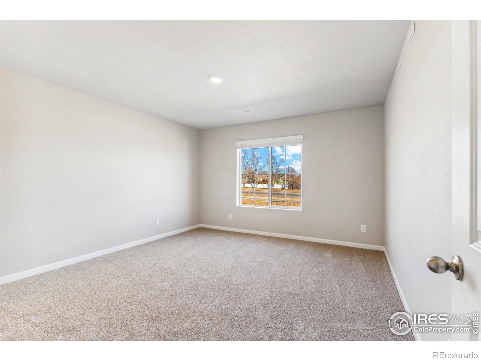 MLS Image #12 for 137  robin road ,johnstown, Colorado