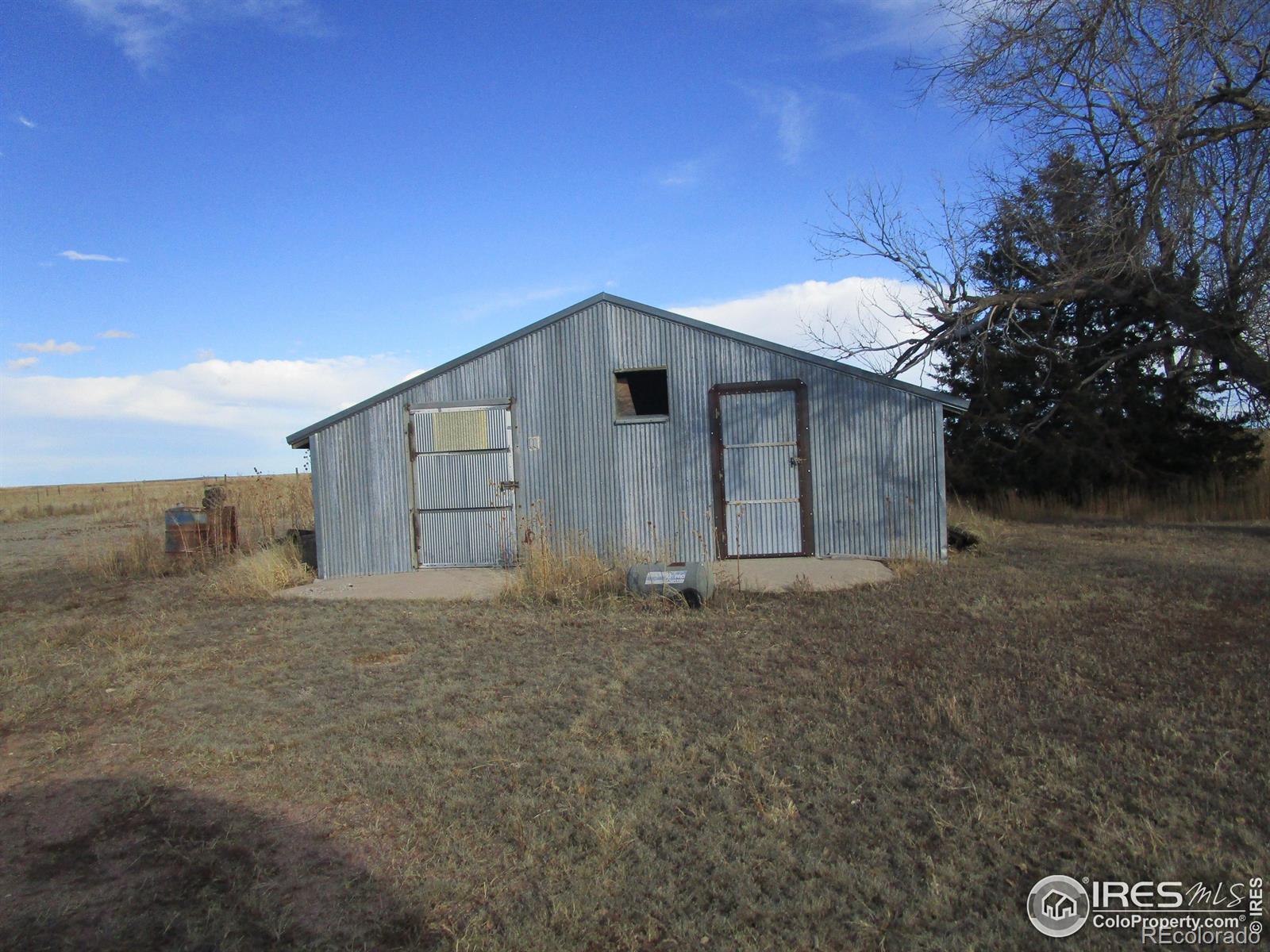 MLS Image #5 for 117 e county road 7 ,joes, Colorado