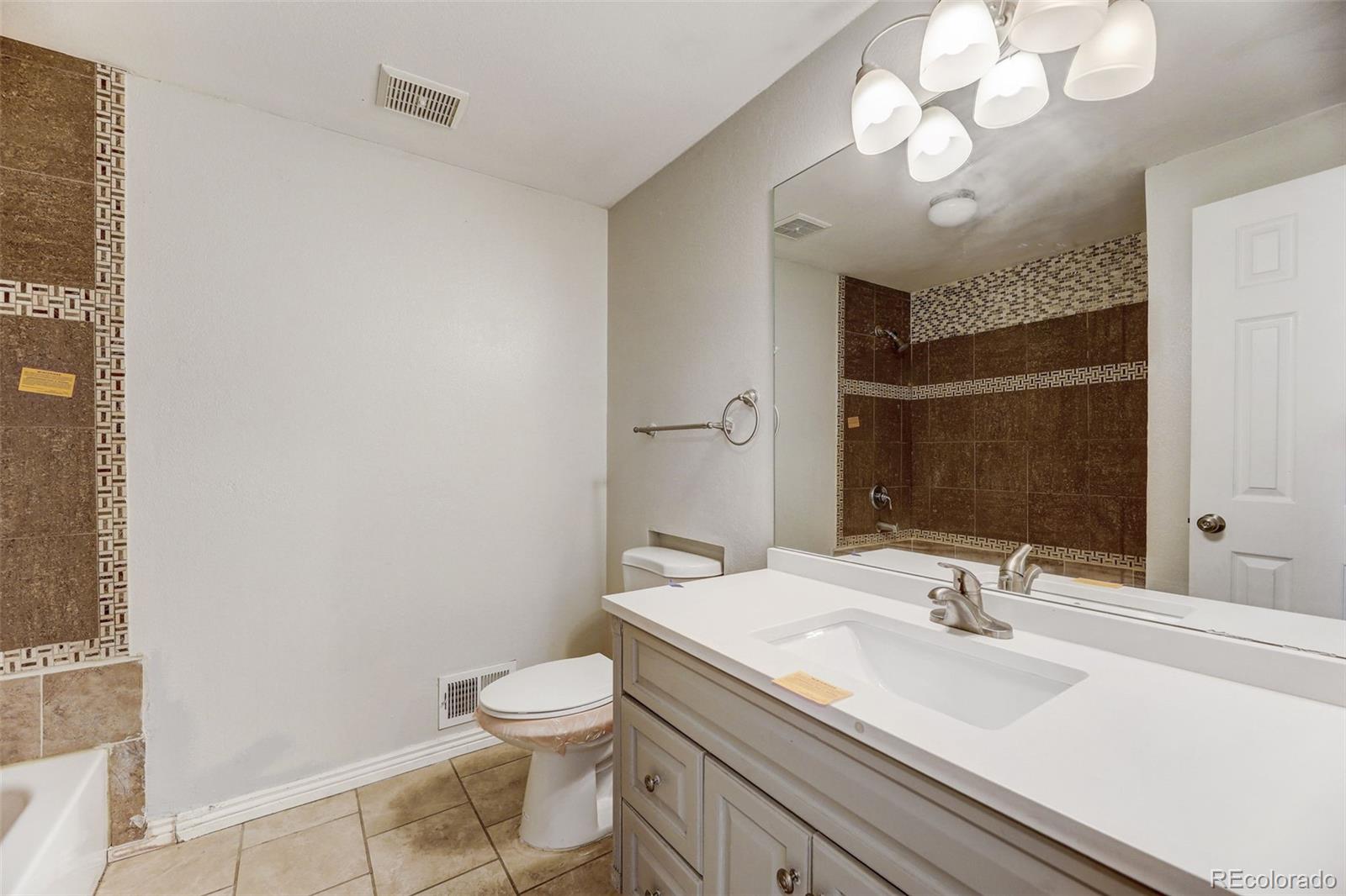 MLS Image #32 for 1860 w 104th place,northglenn, Colorado