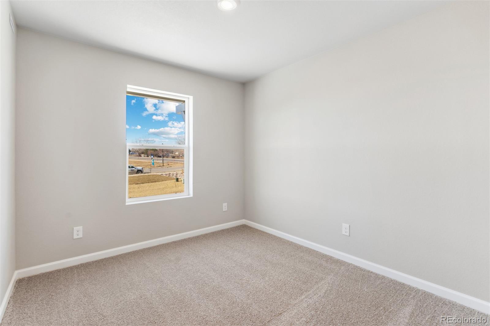 MLS Image #6 for 147  robin road ,johnstown, Colorado