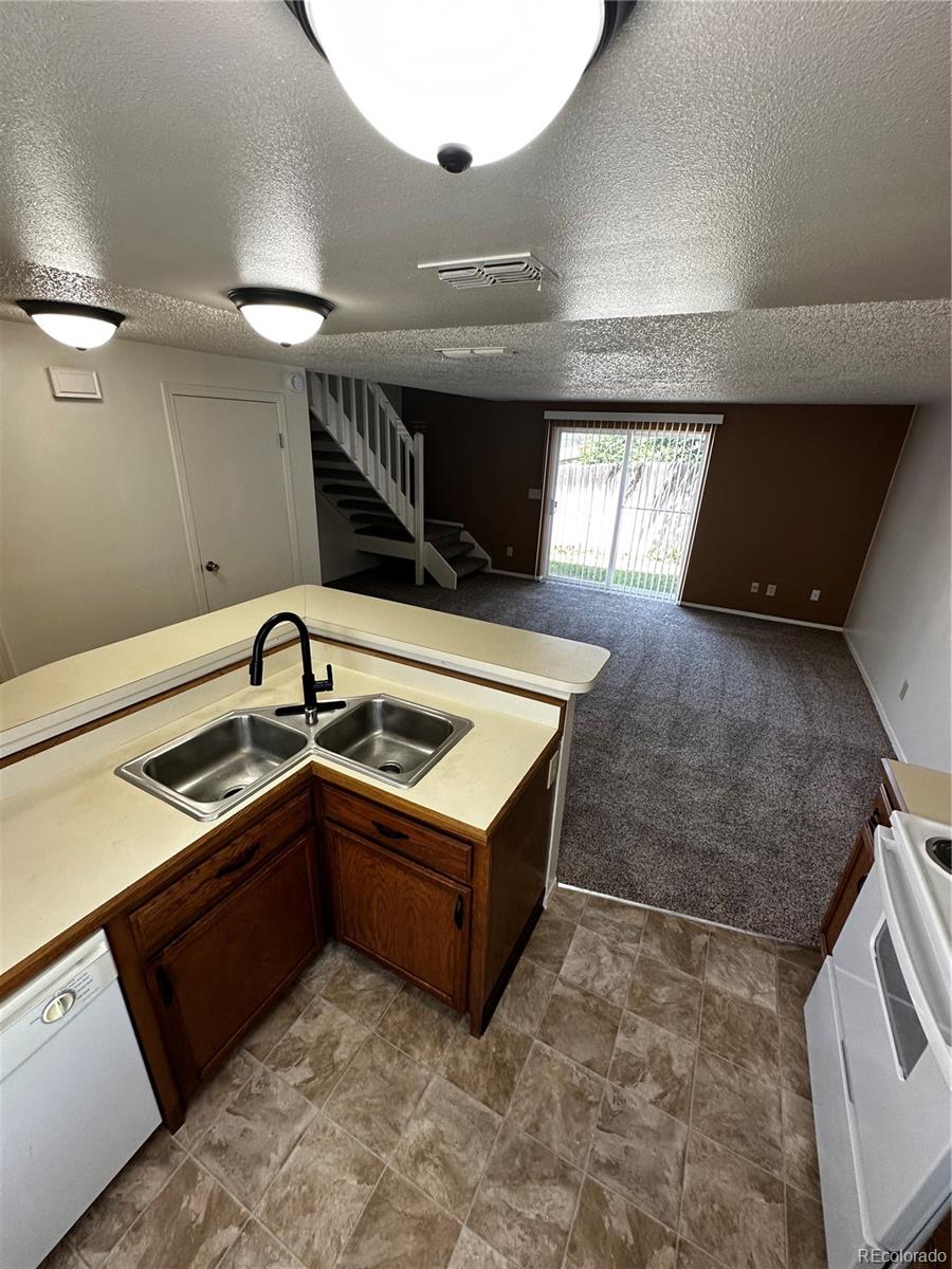MLS Image #5 for 1505 s ouray circle b,aurora, Colorado
